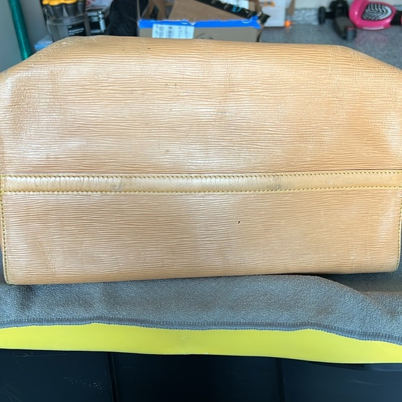 Louis Vuitton vintage epi 35 - Picture 3 of 5